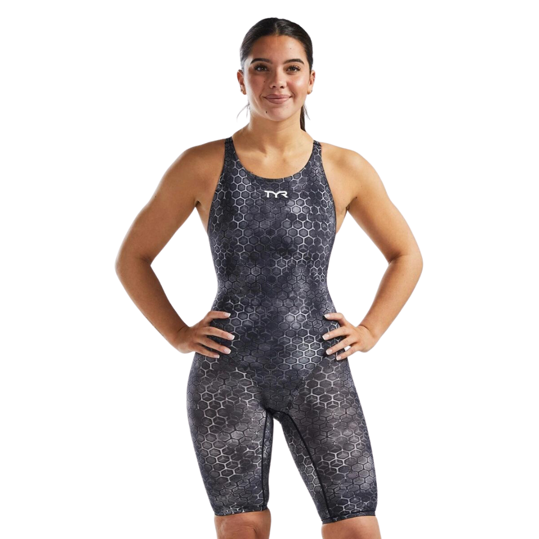 TYR Women's Thresher Open Back Swimsuit Akurra | Black